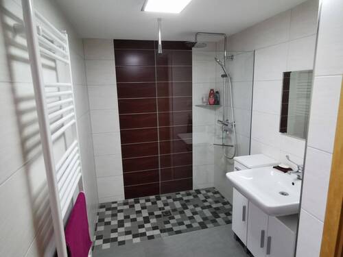 OG - Bad mit barrierefreier Dusche - 