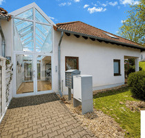 2,5-Zimmer-Erdgeschosswohnung mit überdachter Terrasse, Stellplatz und Kellerfläche in Stromberg