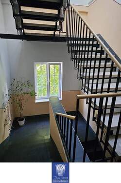 Treppenhaus - Etagenwohnung mit 55,00 m&sup2; in Dresden zur Miete