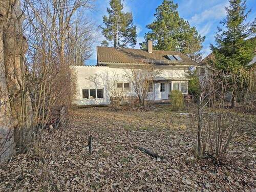 Blick von der Straße - Grundstück zum Kaufen in München