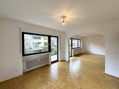 Wohn-/Essbereich - 3 Zimmer Etagenwohnung zur Miete in Wiesbaden