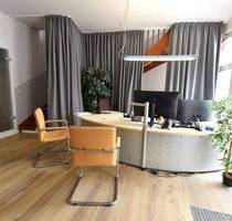 Mölln - Gewerbefläche mit vielen Nutzungsmöglichkeiten mit offener Galerie in der Altstadt