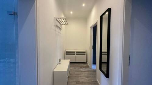 Flur - Top sanierte Wohnung in der Aachener Innenstadt