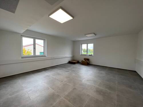 Büro 1 - 3 Zimmer Büro zur Miete in Merching