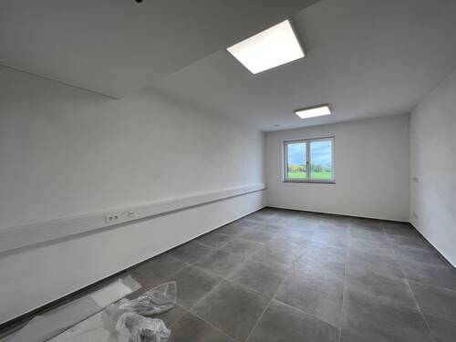 Büro 2 - 3 Zimmer Büro in Merching