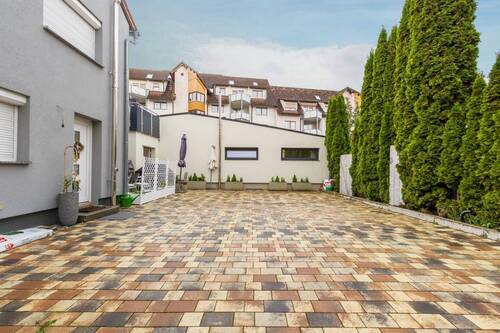 KWC_6800-HDR blauer Himmel.JPG - 