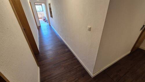 UG Flur 4 - 