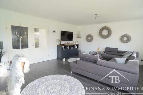 Wohn- und Esszimmer - 