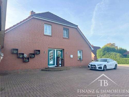 Rückansicht - Einfamilienhaus mit 230,00 m² in Berumbur zum Kaufen