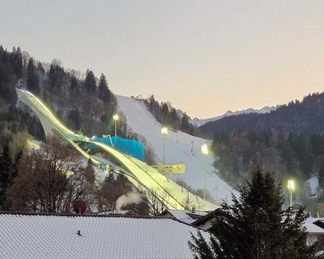Neujahrsskispringen Olympiasch - 9 Zimmer Einfamilienhaus zum Kaufen in Garmisch-Partenkirchen