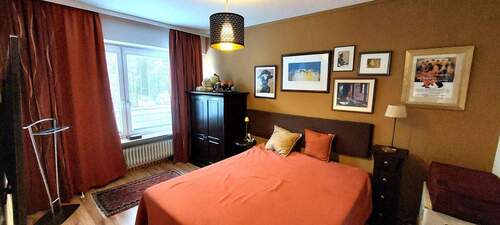 1 OG Schlafzimmer 2.jpg - 