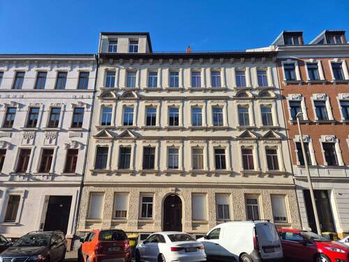 Hausfront - Denkmalgeschütztes Mehrfamilienhaus mit 10 Wohneinheiten