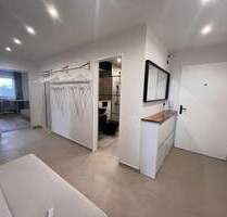 Frisch sanierte 3-Zimmer-Wohnung mit Bergsicht, 2 Balkonen, TG-Stellplatz - Germering Neugermering