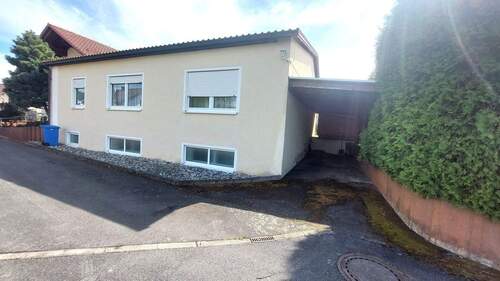 Ansicht Anbau vorne.jpg - Mehrfamilienhaus, Wohnhaus mit 398,00 m&sup2; in Irchenrieth zum Kaufen