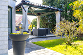Blick Gartenpavillon - 