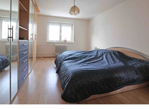 Schlafzimmer - 2 Zimmer Etagenwohnung in Fürstenfeldbruck