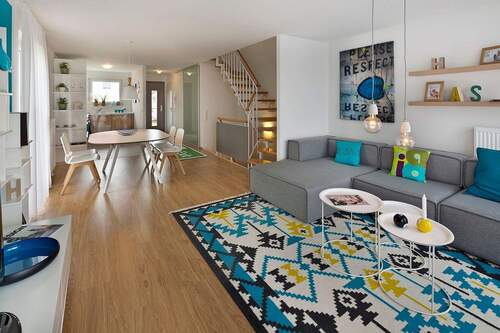 Wohnbereich 2 - VERKAUF: Vermietetes Reihenmittelhaus in Hagau