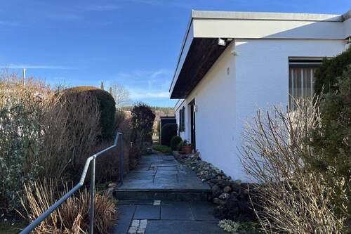 Eingangsbereich - Bungalow mit 153,10 m&sup2; in Tuttlingen zum Kaufen
