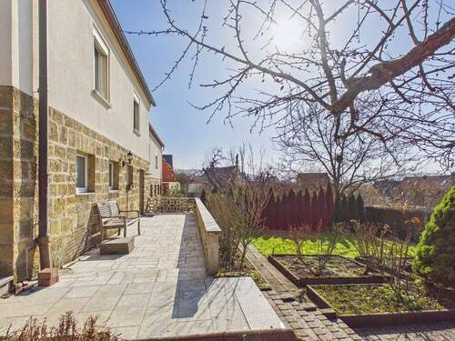 Garten - 4 Zimmer Einfamilienhaus zum Kaufen in Ebern