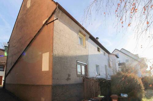 Haus Rückseite Bild 1 - 