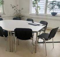 In Büro-Praxis-Haus: Helle Einheit im Erdgeschoß mit 4 Räumen, 2 x WC, ebenerdig, mit Parkplätzen! - Wackersdorf