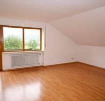 Helle 2,5 Zimmer DG - Wohnung mit tollem Ausblick und Kachelofen - Waltenhofen Rauns