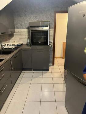 Einbauküche mit Elektrogeräten - 