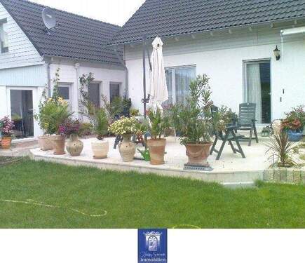 Blick zur Terrasse - 5 Zimmer Einfamilienhaus zum Kaufen in Großenhain