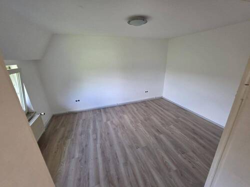 Zimmer 2 - Etagenwohnung mit 50,00 m&sup2; in Helmstedt zur Miete