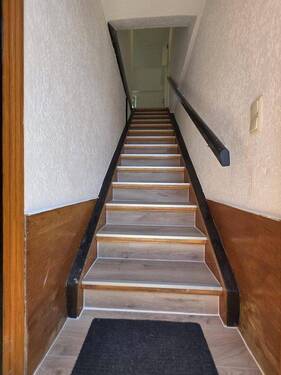 Treppe zur Wohnung - 