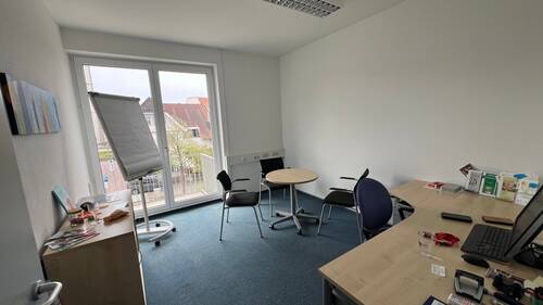 Raum 4 - Attraktive Gewerbefläche nahe Zentrum – Ideal für Praxis oder Büro