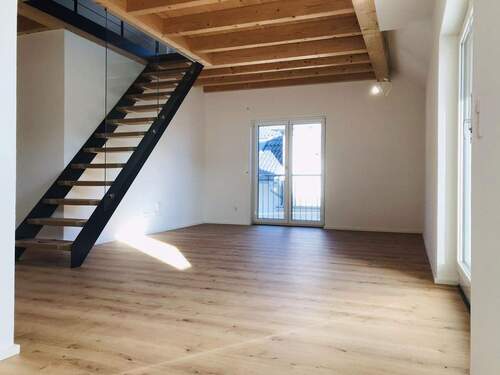 Bild 2 - 3 Zimmer Etagenwohnung zum Kaufen in Horb