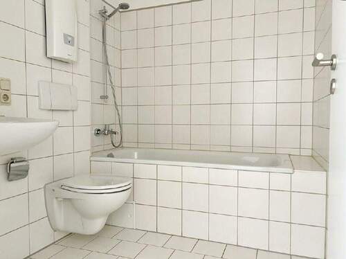 innenliegendes Bad mit Wanne - 