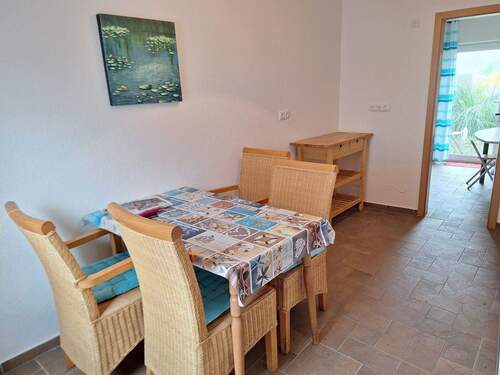 Essen EG - 2 Zimmer Mehrfamilienhaus, Wohnhaus zur Miete in Gützkow