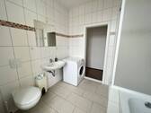 Badezimmer_1 - Etagenwohnung mit 33,40 m² in Stralsund zur Miete