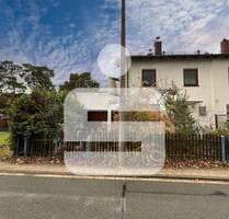 außergewöhnlich großes Grundstück in beliebter Wohnlage...sanierungsbedürftiges REH in Alterlangen