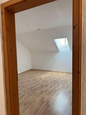 Schlafzimmer 1 - Etagenwohnung mit 80,00 m&sup2; in Königsdorf zur Miete