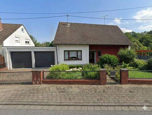 Ansicht Straße - 6 Zimmer Einfamilienhaus zum Kaufen in Oberirsen-Rimbach