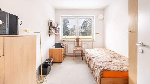 Gäste-/ Arbeitszimmer - 
