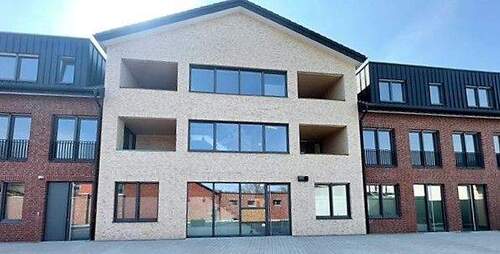 rückwärtige Ansicht - Wohnen im Ortskern zentrale Lage hoher Wohnkomfort