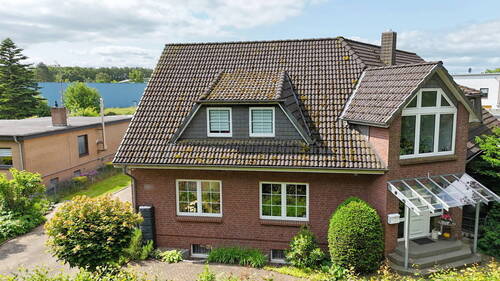 Vorderansicht - 5 Zimmer Doppelhaushälfte in Holm