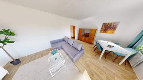 Wohnzimmer - Jetzt durchstarten - Vollmöblierte 2-Raum-Erdgeschosswohnung