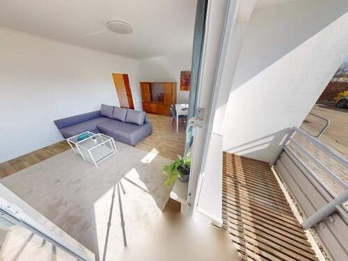 Zugang zum Balkon - Etagenwohnung mit 66,00 m² in Chemnitz zur Miete