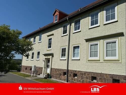 Hausansicht 1 - Nette Nachbarn sind schon da! - 65.000,00&nbsp;EUR Kaufpreis, ca.&nbsp; 50,00&nbsp;m&sup2;&nbsp;Wohnfl&auml;che