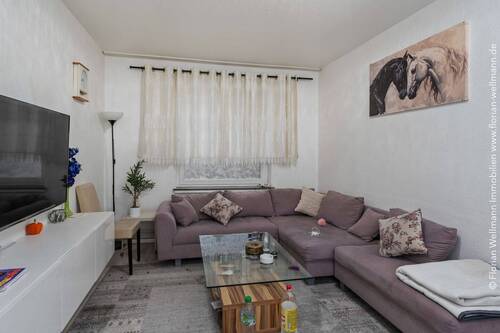 Wohnzimmer im Erdgeschoss 17,81m² - Mehrfamilienhaus, Wohnhaus mit 179,90 m&sup2; in Bremen zum Kaufen
