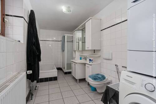 Badezimmer im Erdgeschoss 9,30m² - 