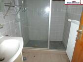 DB., im Keller - 