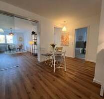 Erstbezug! Hochwertig renovierte 3 Zimmerwohnung mit beeindruckender Aussicht - Inzlingen