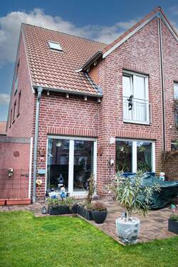 Hausansicht - 4 Zimmer Doppelhaushälfte zum Kaufen in Recklinghausen