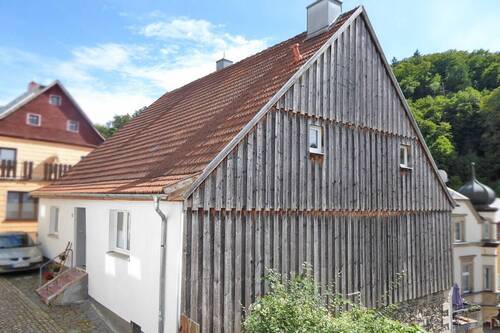 Aussenansicht - 9 Zimmer Mehrfamilienhaus, Wohnhaus in Bad Berneck